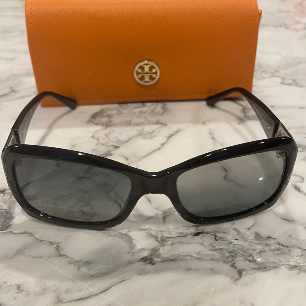 Tory Burch women’s sunglass